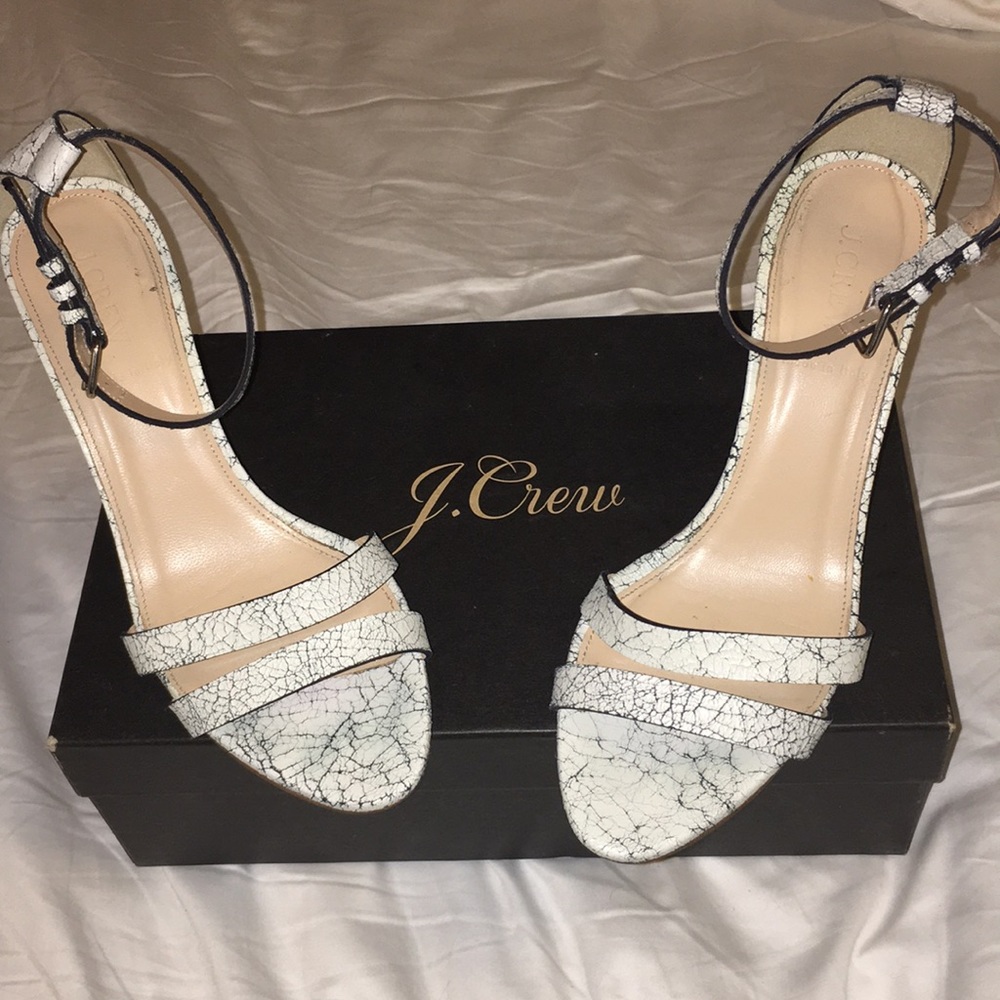 J crew 8 white Crackle leather ankle heel sandals